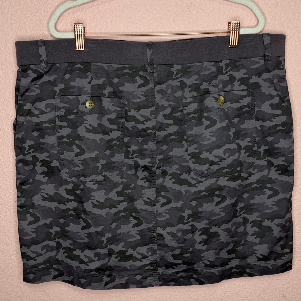 Lee Women's Comfort Waist Skort - Grey Camo. Size 20 - Picture 6 of 10
